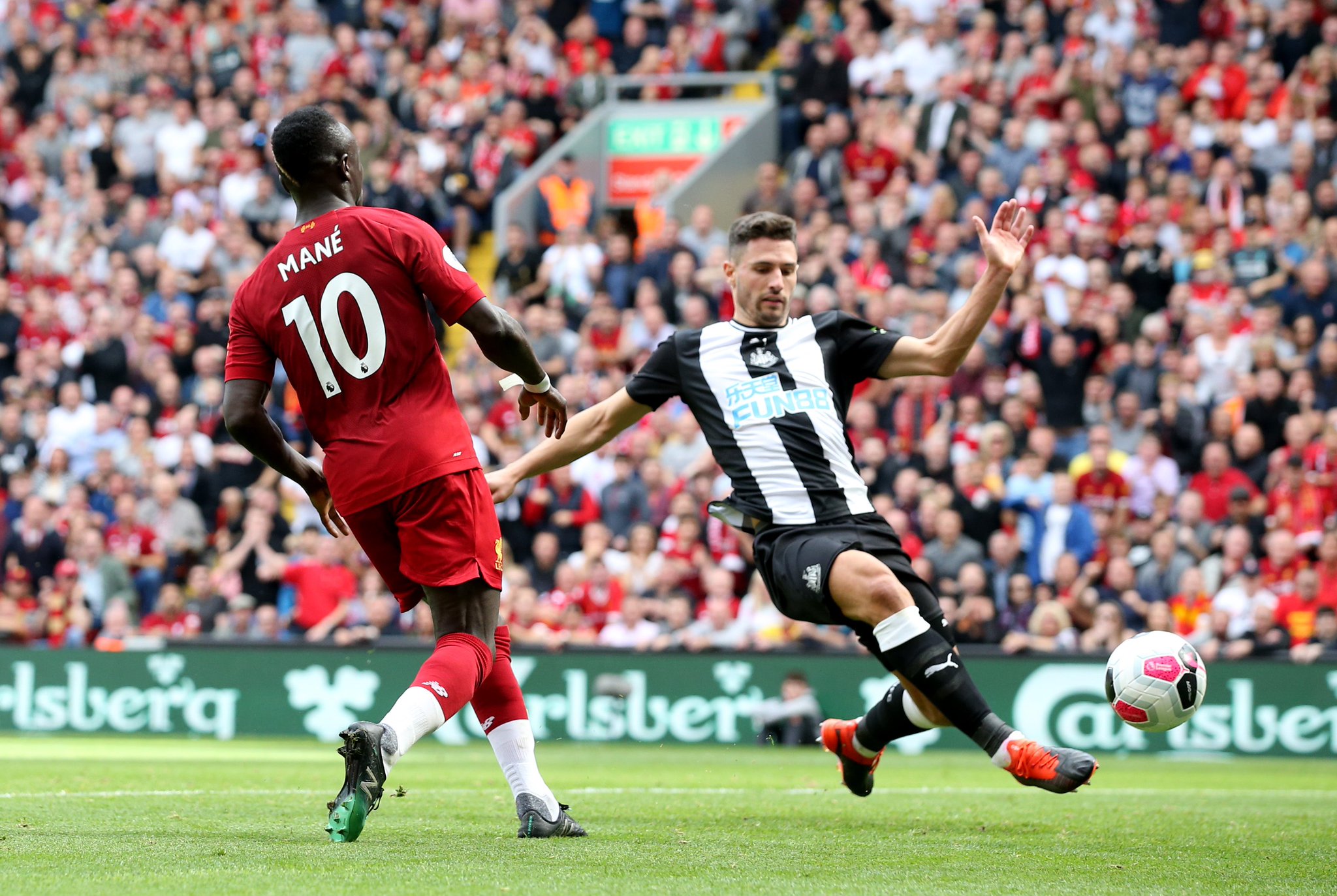 莱万的结合 莱万的结合